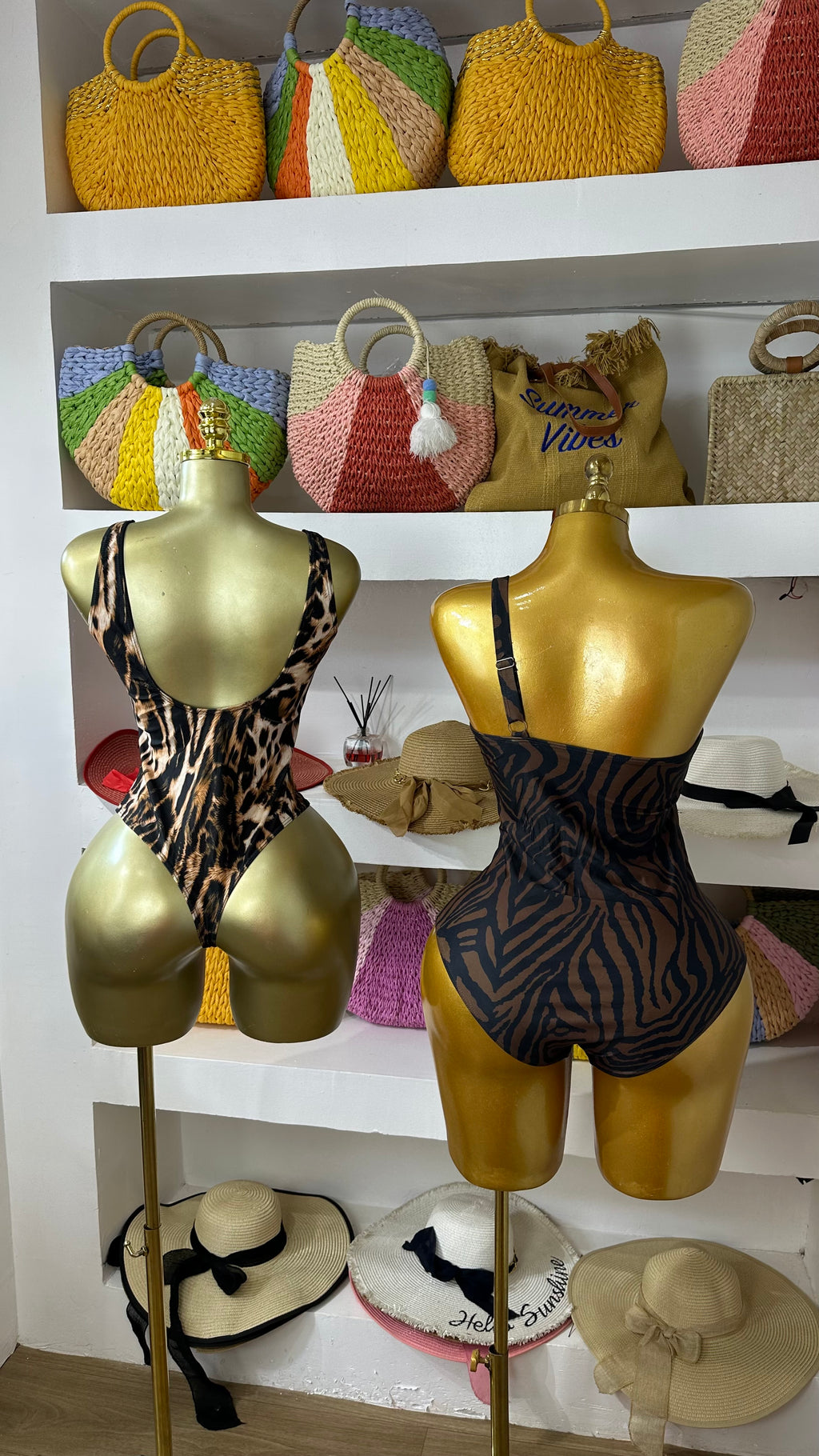 Riviera’s Wide Lux Swimsets