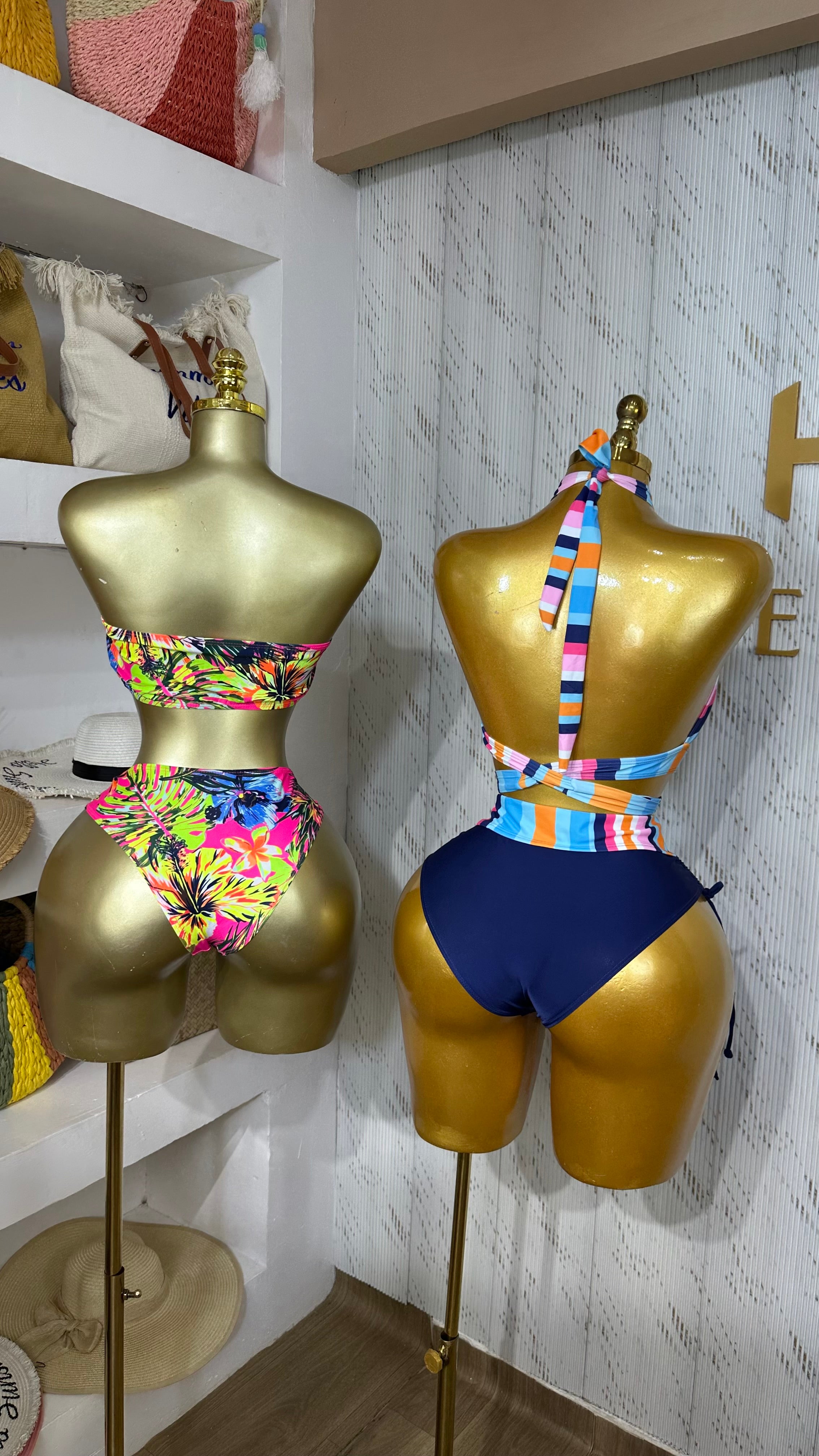 CLEARANCE SALES 015