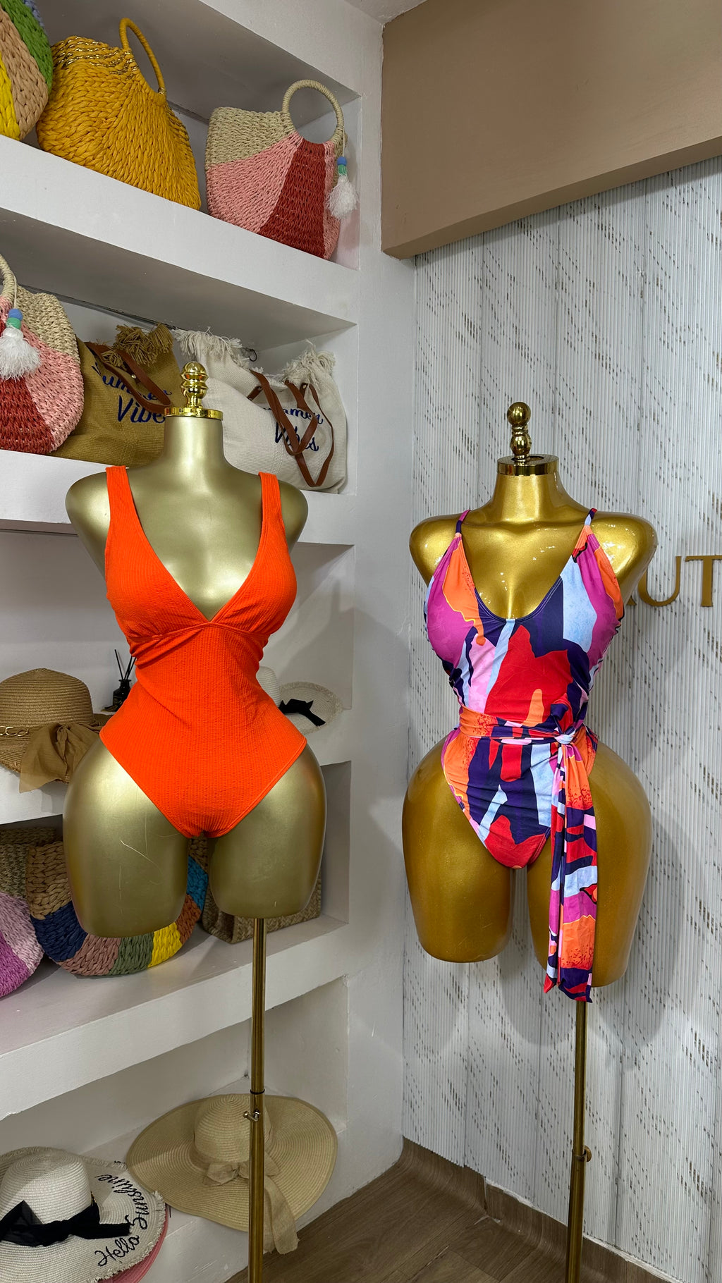 Riviera’s Wild Desire Set