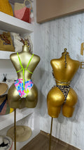 CLEARANCE SALES 037
