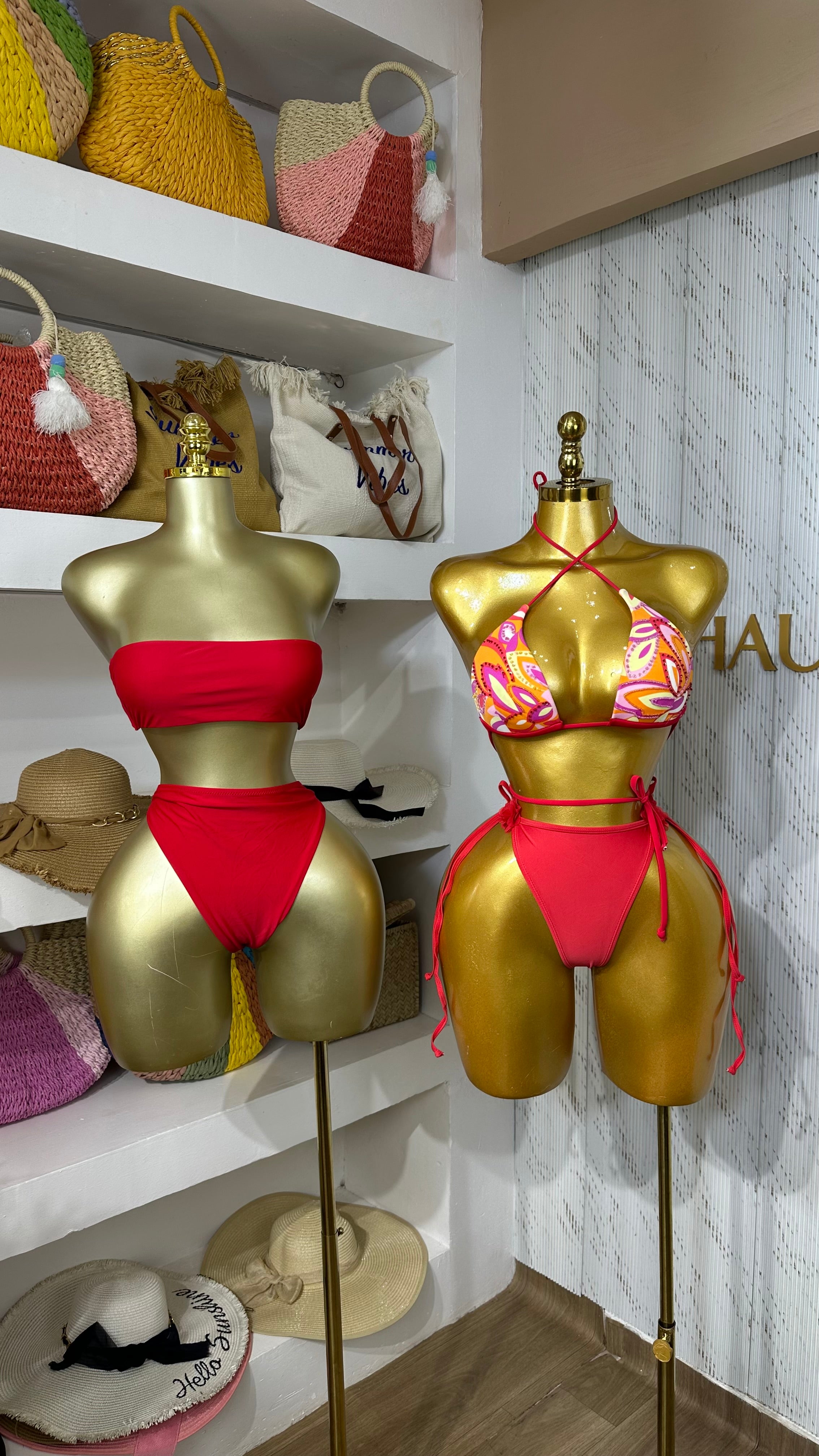 CLEARANCE SALES 006