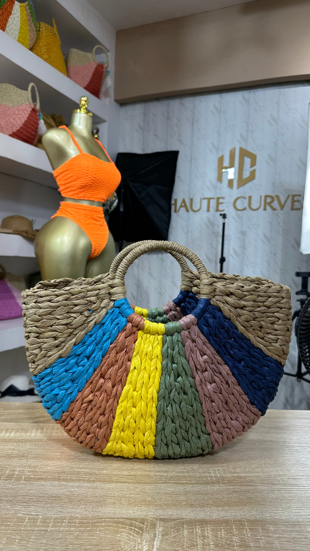 Riviera’s Island Escape Beach Bag