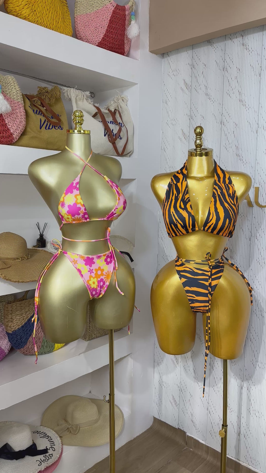 CLEARANCE SALES 025