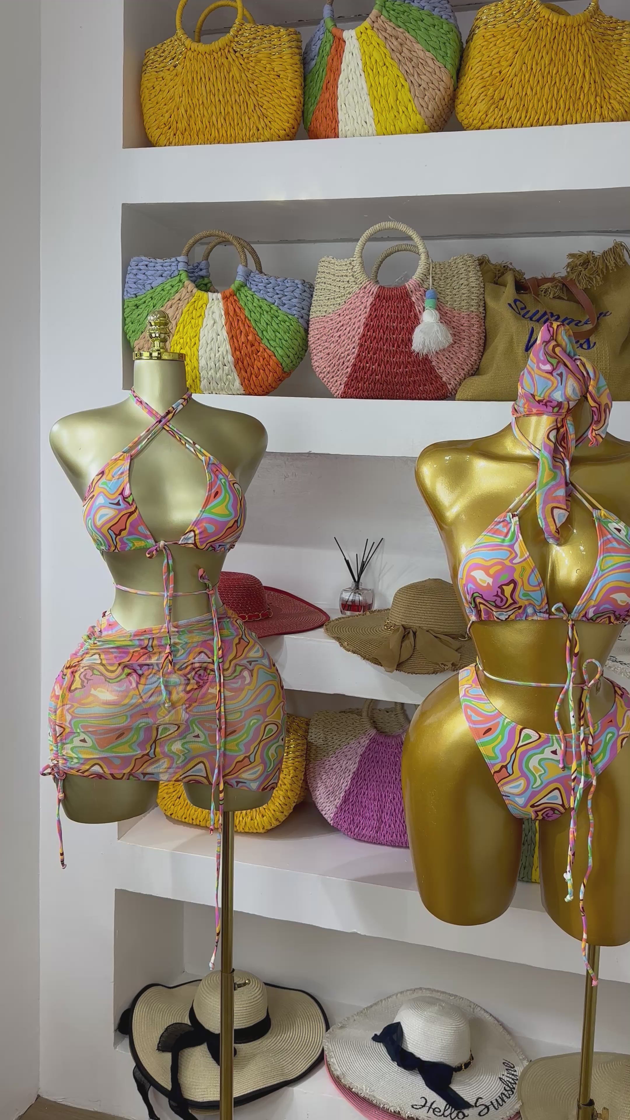 Riviera’s Wide Lux Set